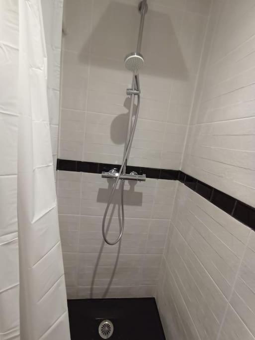 Superbe Appartement Renove A Neuf Centre Bourg Brem-Sur-Mer Luaran gambar